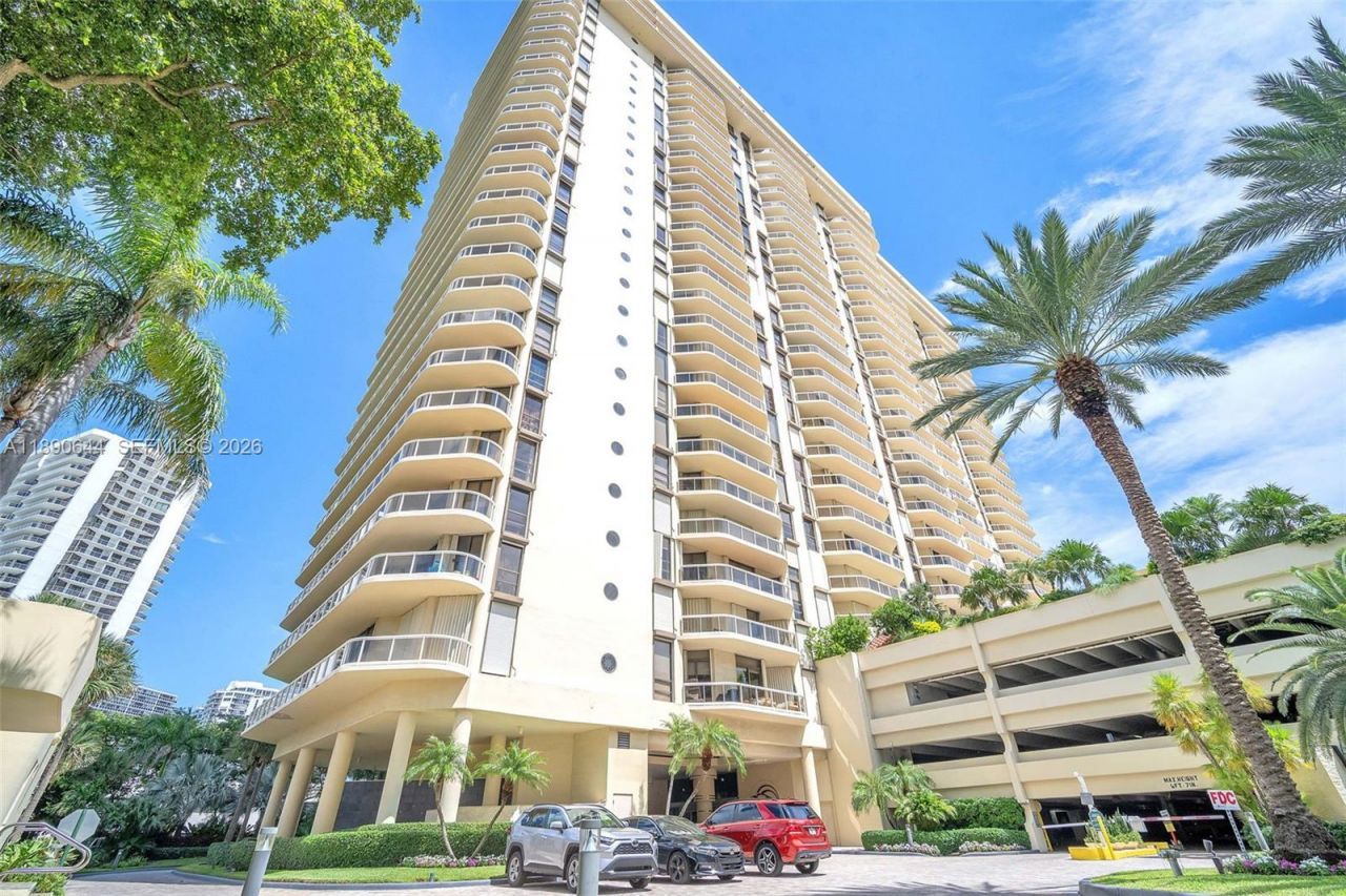 20191 E Country Club Dr, Unit 2606, Aventura, FL 33180 Photo