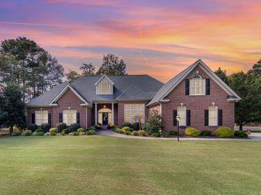 512 W Franklin Street, Zebulon, NC 27597