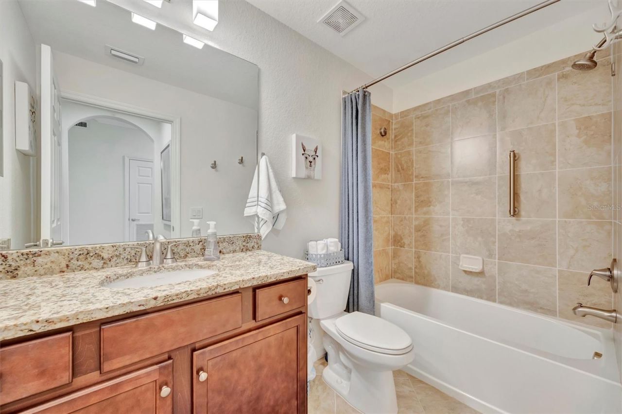 17118 Vardon Terrace, Unit 207, Bradenton, FL 34211 Photo