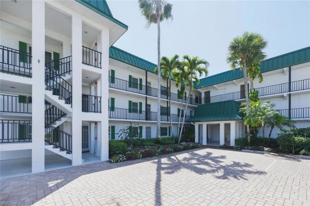 3030 Binnacle Dr, Unit 201, Naples, FL 34103 Photo