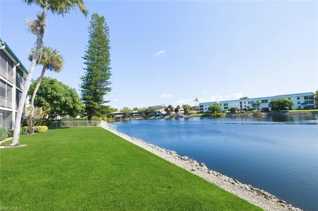 3030 Binnacle Dr, Unit 201, Naples, FL 34103 Photo