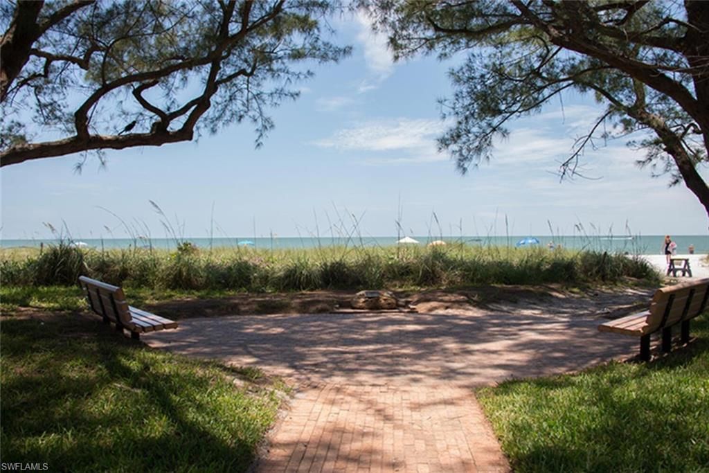 3030 Binnacle Dr, Unit 201, Naples, FL 34103 Photo