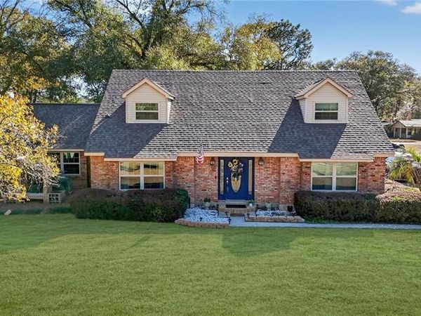 150 Orange Avenue E, Satsuma, AL 36572