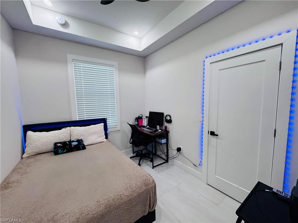 528 Jacaranda Pkwy E, Cape Coral, FL 33909 Photo