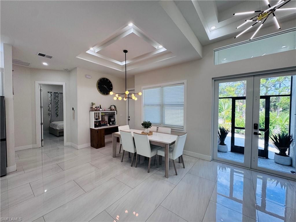 528 Jacaranda Pkwy E, Cape Coral, FL 33909 Photo