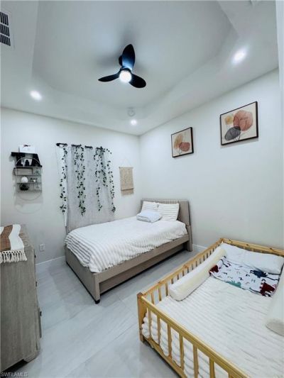 528 Jacaranda Pkwy E, Cape Coral, FL 33909 Photo