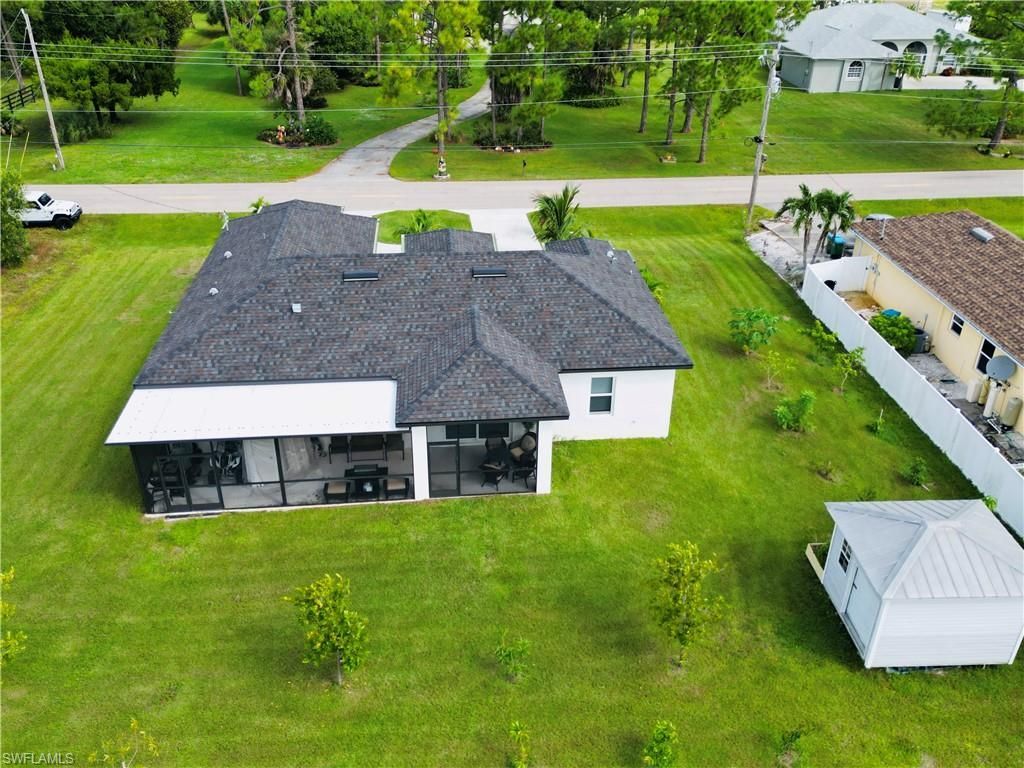 528 Jacaranda Pkwy E, Cape Coral, FL 33909 Photo