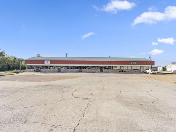 204 E 5th Street, Cassville, MO 65625