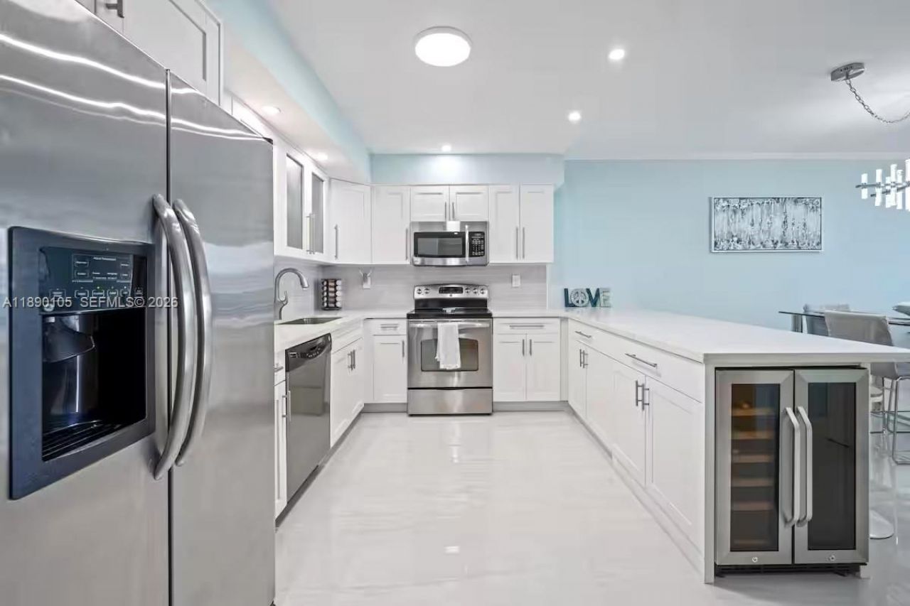 19370 Collins Ave, Unit 1121, Sunny Isles Beach, FL 33160 Photo