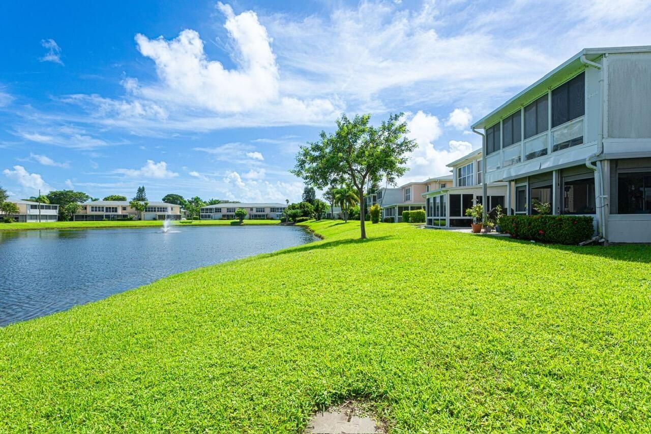 1421 NW 19th Terrace, Unit 102, Delray Beach, FL 33445 Photo