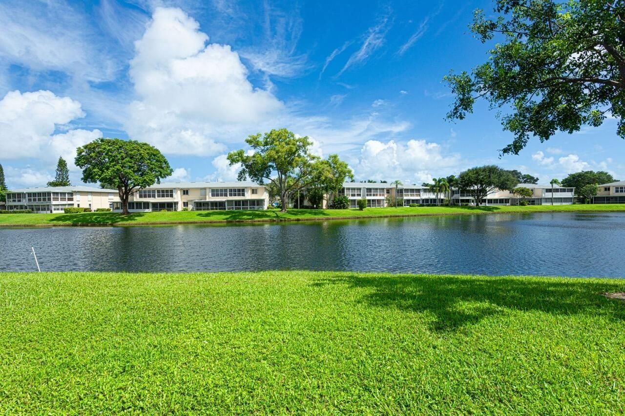 1421 NW 19th Terrace, Unit 102, Delray Beach, FL 33445 Photo