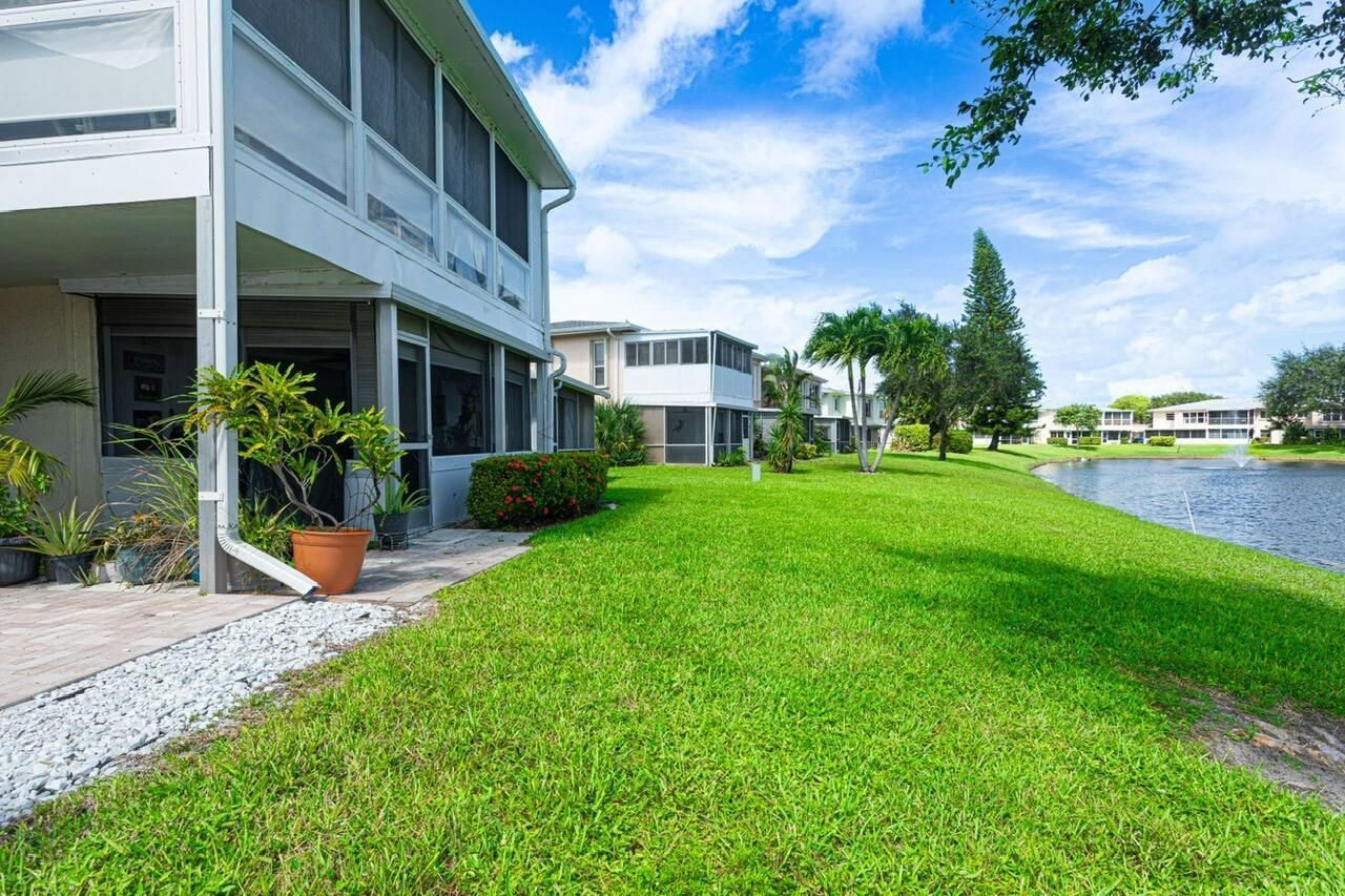 1421 NW 19th Terrace, Unit 102, Delray Beach, FL 33445 Photo