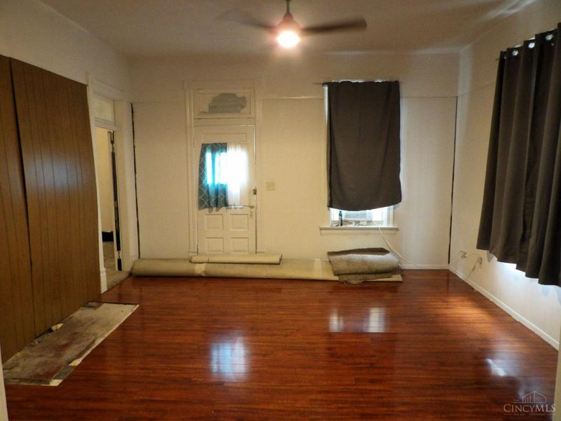 104 Linton Avenue, Clarksville, OH 45113 Photo 3