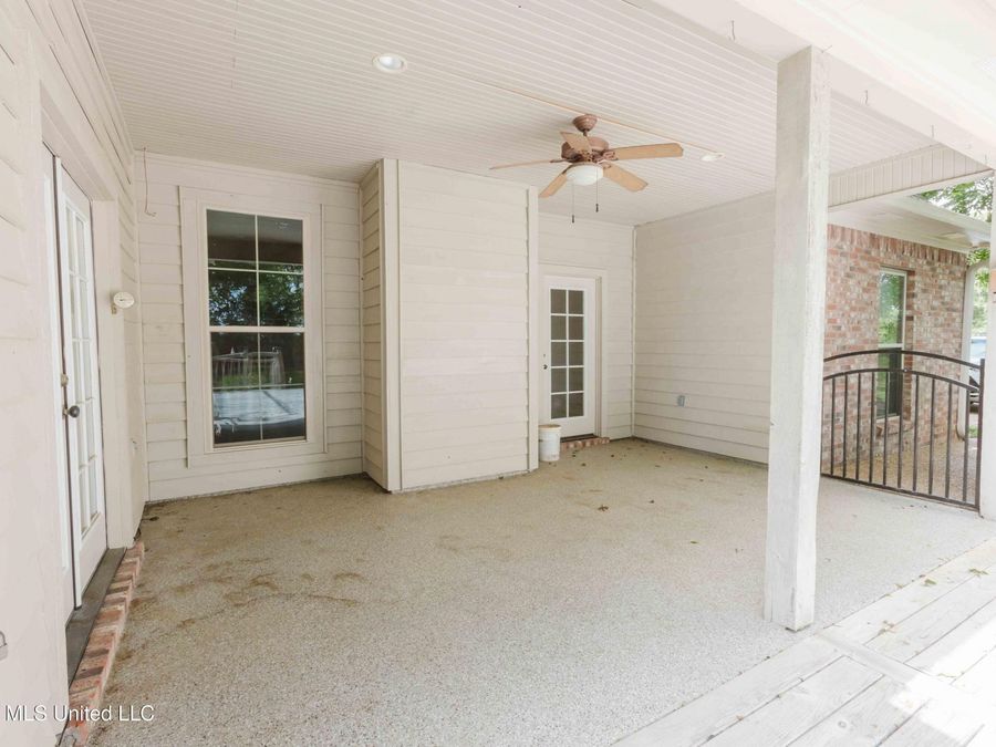 Property Image 41