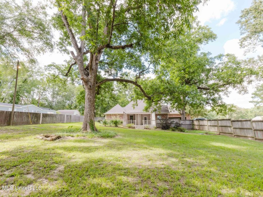 Property Image 46