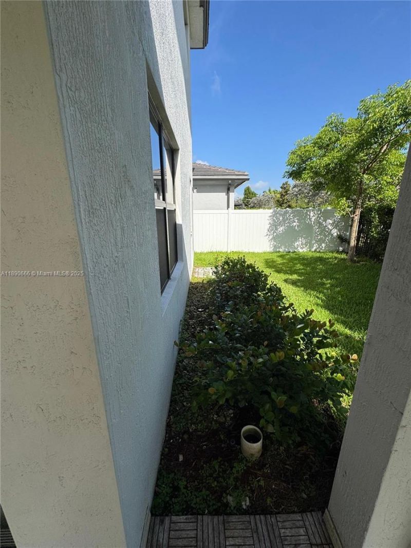 17355 SW 41st St, Miramar, FL 33029 Photo