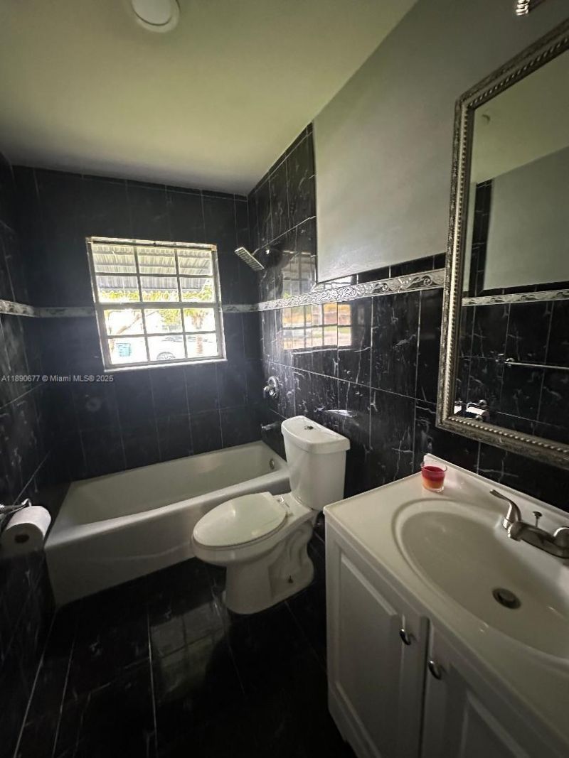 4530 NW 23rd St, Lauderhill, FL 33313 Photo