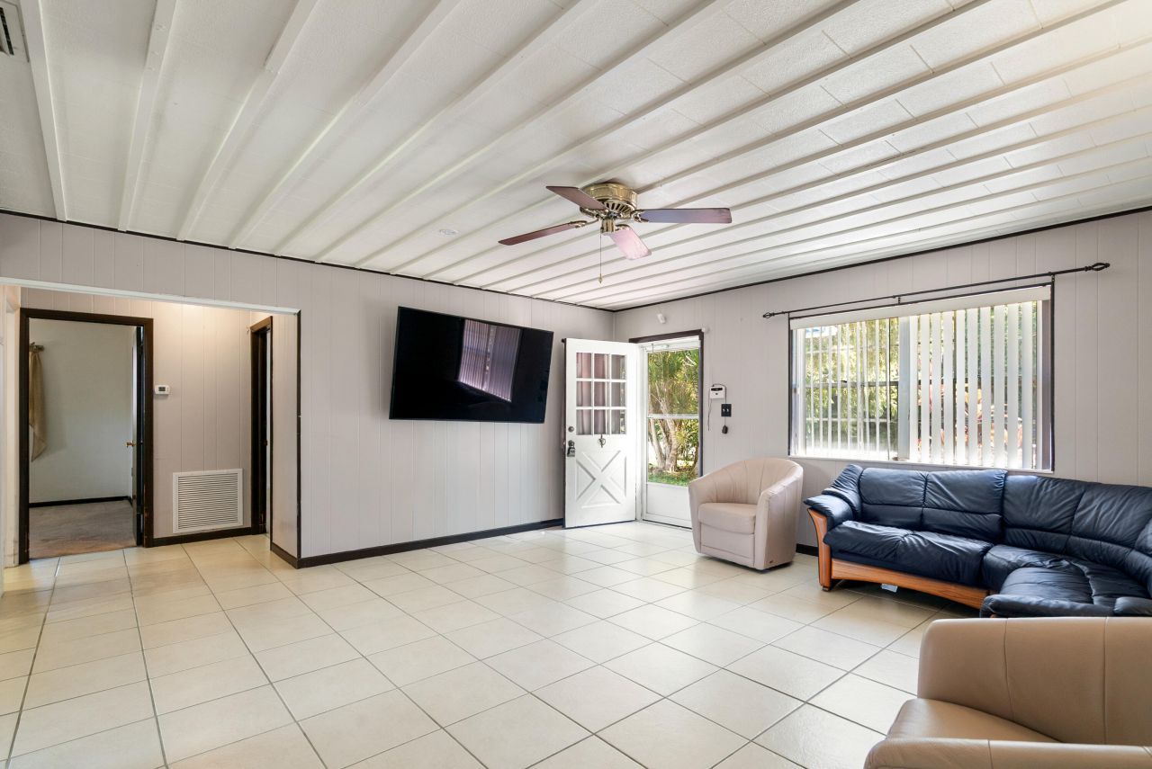 8 S Andros Road, Key Largo, FL 33037 Photo