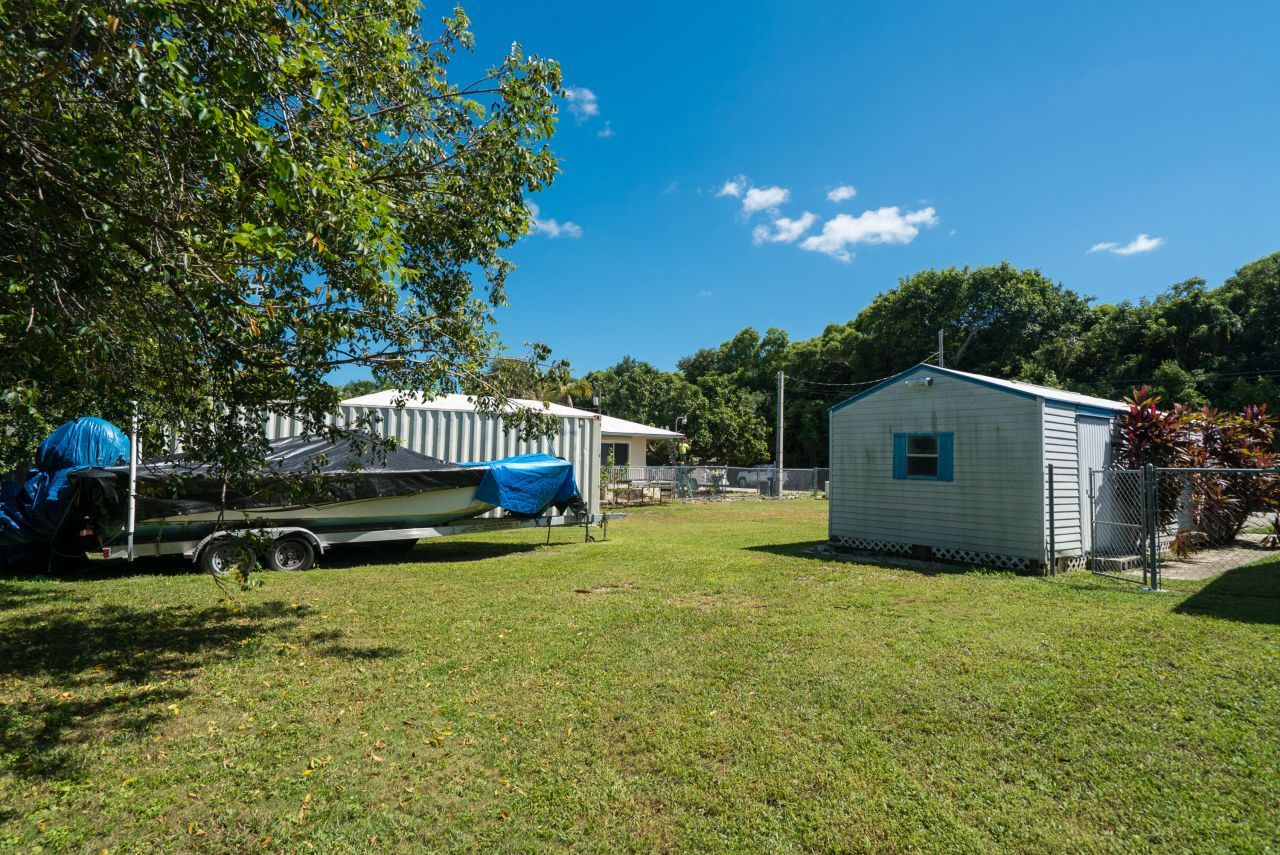8 S Andros Road, Key Largo, FL 33037 Photo