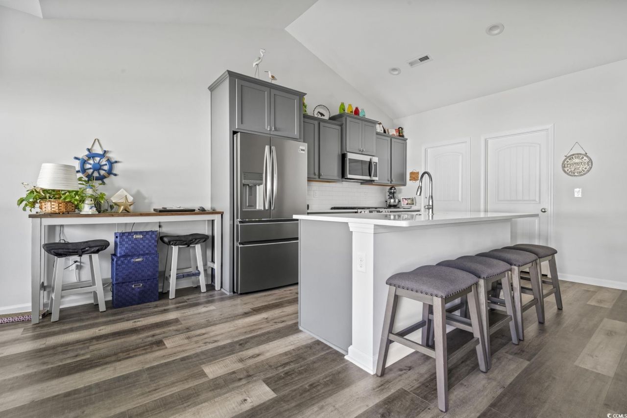 308 Concorde Dr. Photo 12