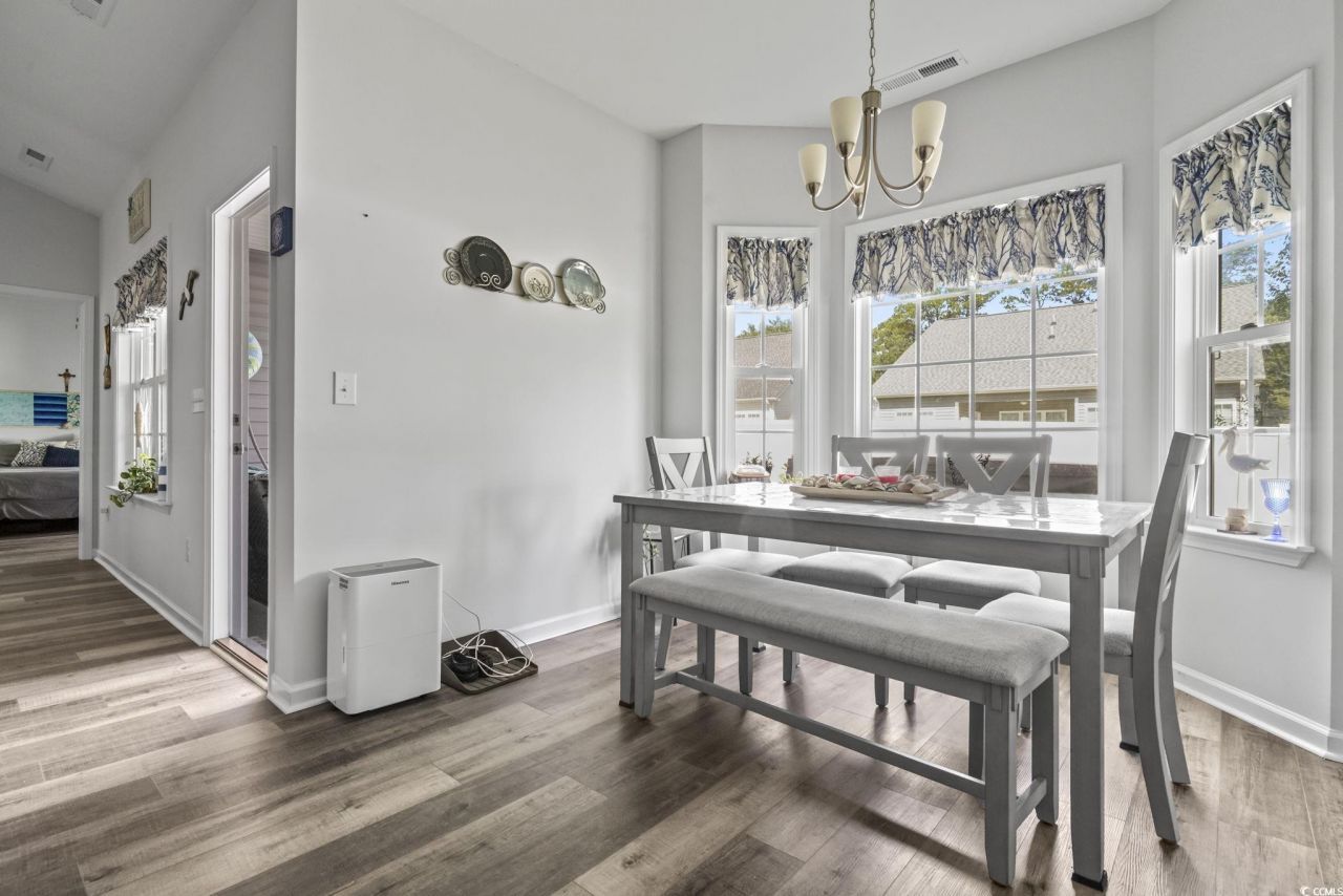 308 Concorde Dr. Photo 17