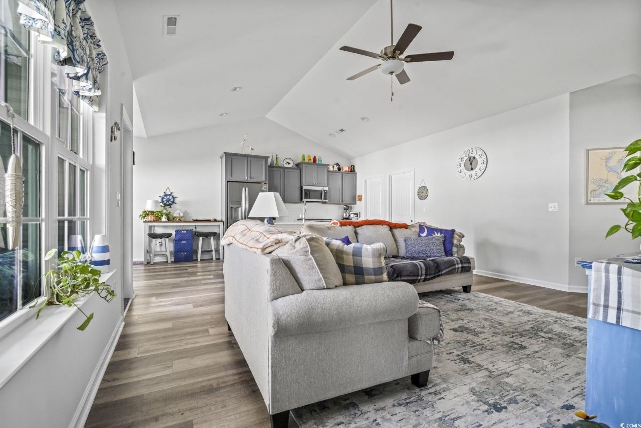 308 Concorde Dr. Photo 20