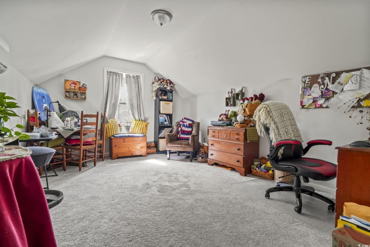 308 Concorde Dr. Photo 28