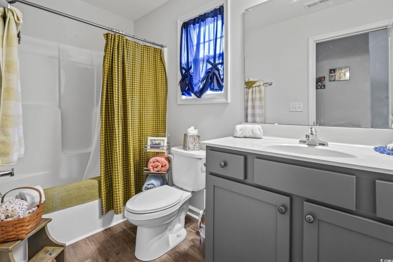 308 Concorde Dr. Photo 30