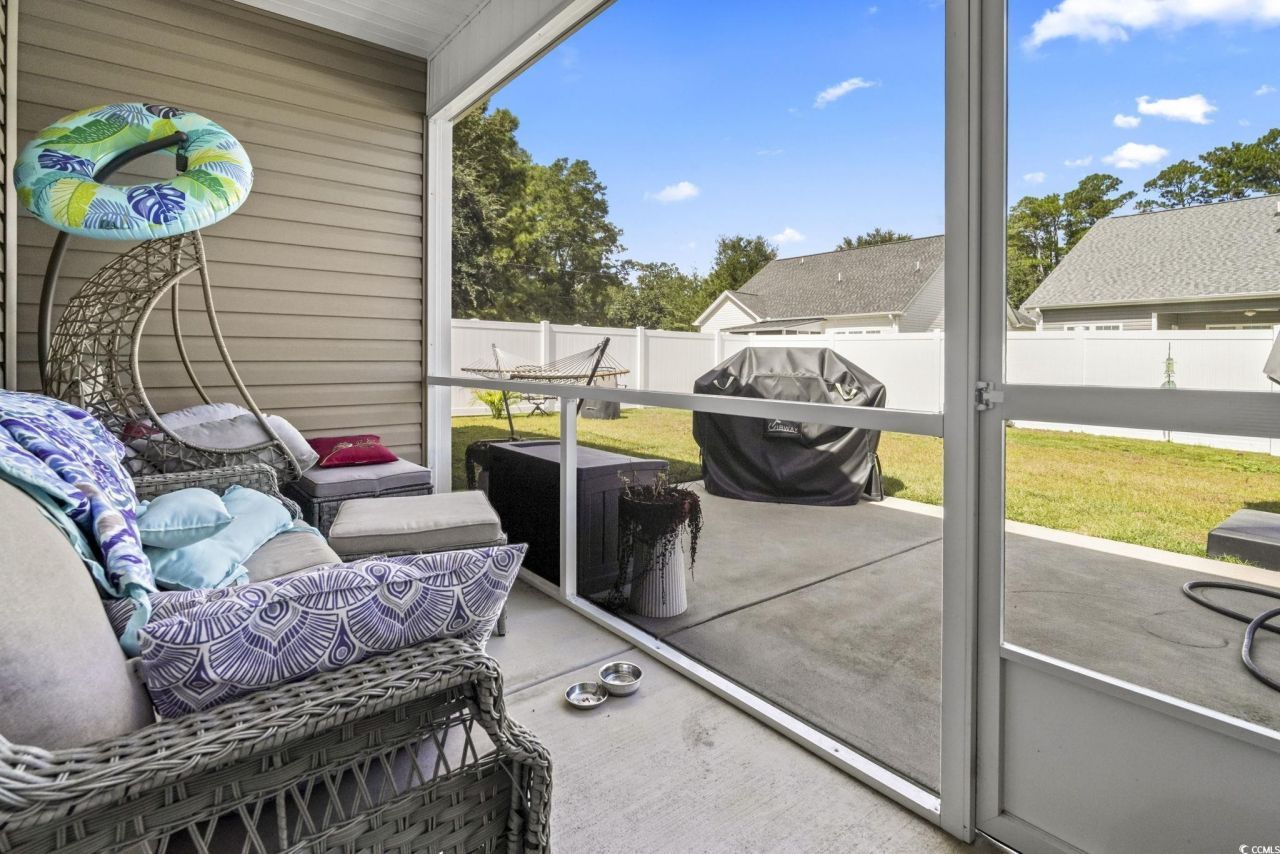 308 Concorde Dr. Photo 31