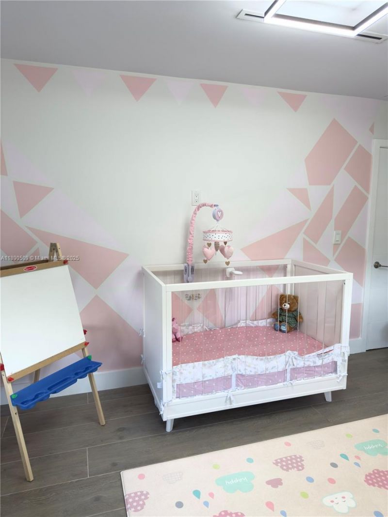 2350 NE 194th St, Miami, FL 33180 Photo