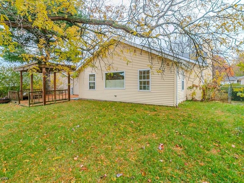 321 Parkway Boulevard, Madison, OH 44057 Photo 28