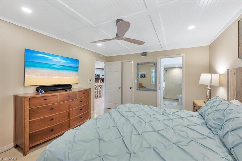 4200 Belair Ln, Unit 105, Naples, FL 34103 Photo