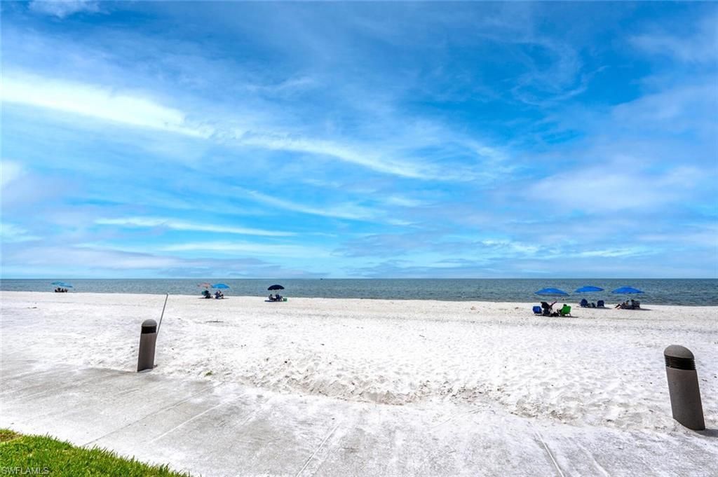 4200 Belair Ln, Unit 105, Naples, FL 34103 Photo