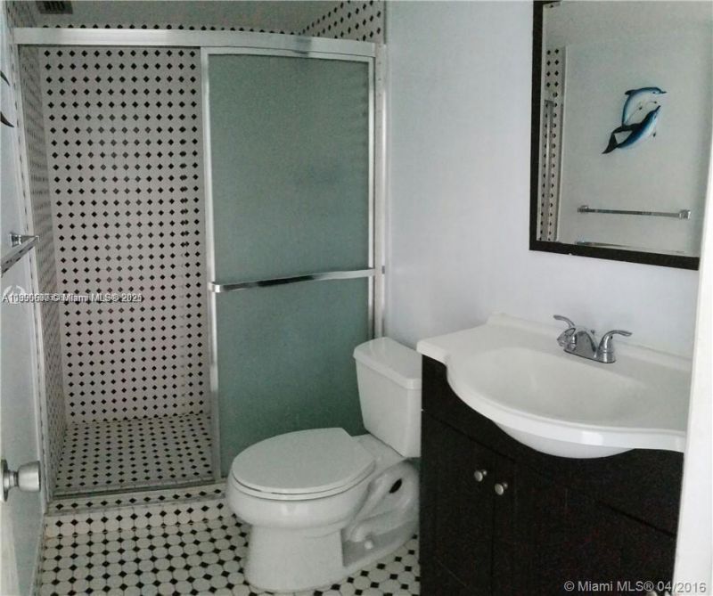 5555 Collins Ave, Unit 11U, Miami Beach, FL 33140 Photo