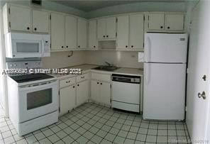 5555 Collins Ave, Unit 11U, Miami Beach, FL 33140 Photo