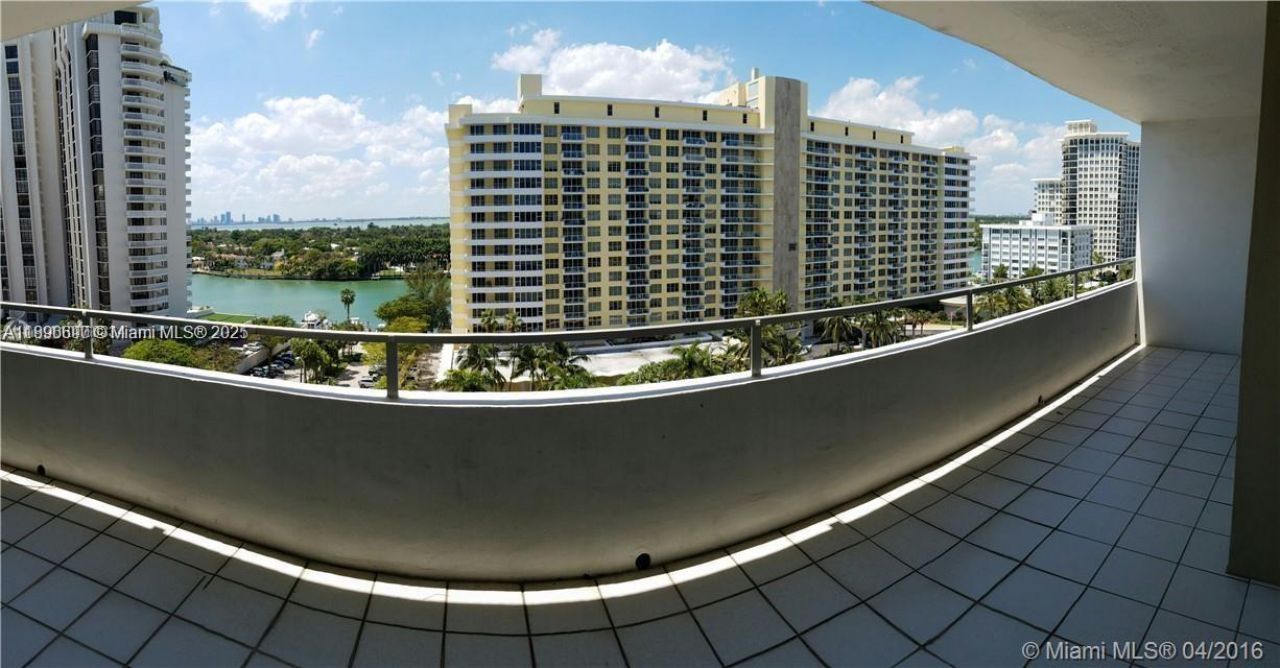 5555 Collins Ave, Unit 11U, Miami Beach, FL 33140 Photo