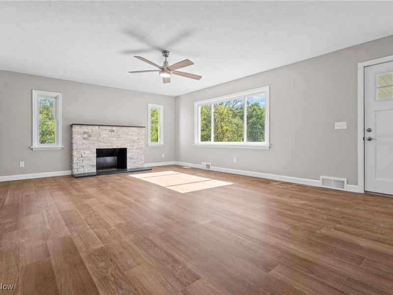 1043 Krumroy Road, Akron, OH 44306 Photo 13