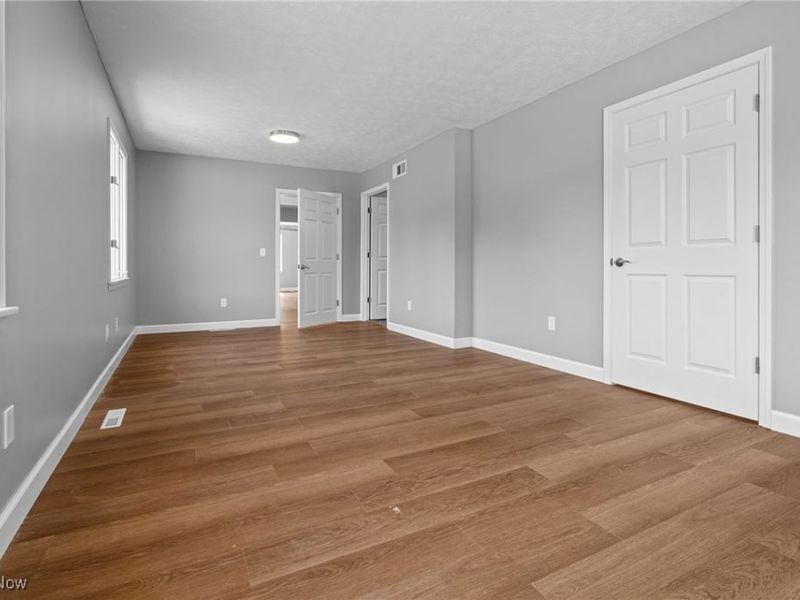 1043 Krumroy Road, Akron, OH 44306 Photo 15