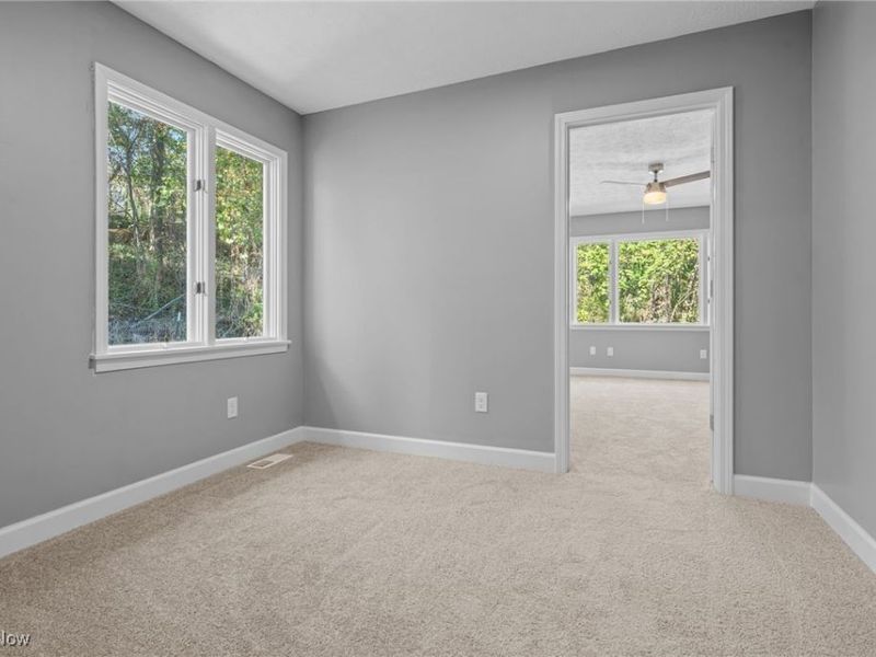 1043 Krumroy Road, Akron, OH 44306 Photo 20