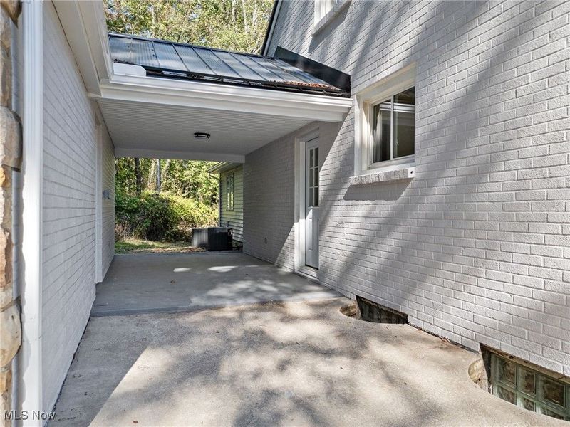 1043 Krumroy Road, Akron, OH 44306 Photo 29