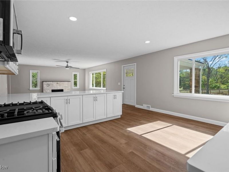 1043 Krumroy Road, Akron, OH 44306 Photo 5