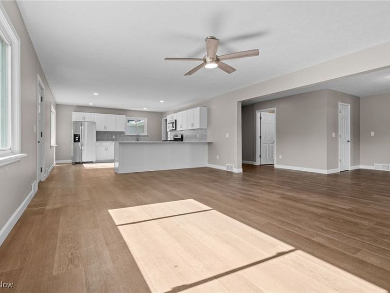 1043 Krumroy Road, Akron, OH 44306 Photo 9