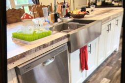 660 Meeting House Rd photo 4