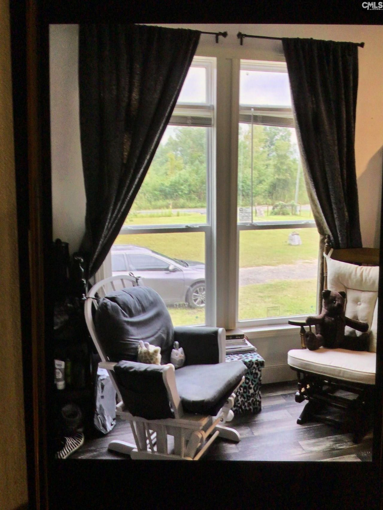 660 Meeting House Rd Photo 6