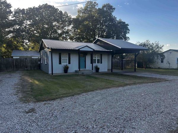 110 CATFISH LN, Crump, TN 38327