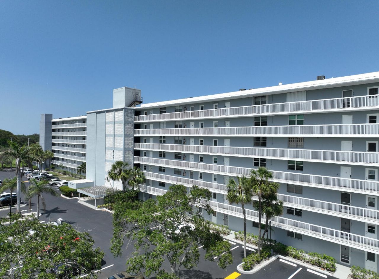 5700 NW 2nd Avenue, Unit 702, Boca Raton, FL 33487 Photo