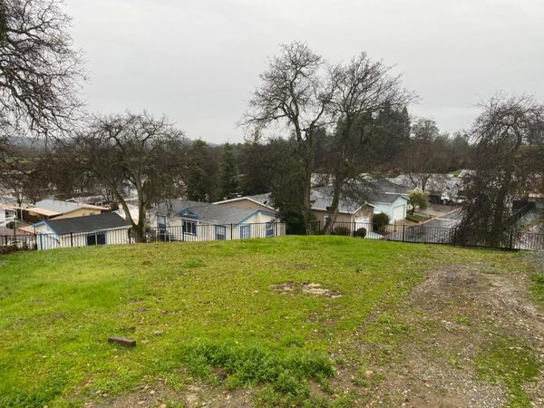 6029 Hilltop Dr, Ione, CA 95640