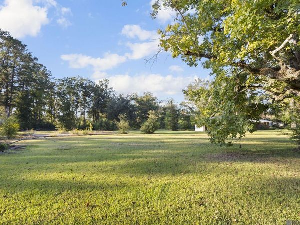 Perrilloux Rd, Livingston, LA 70443