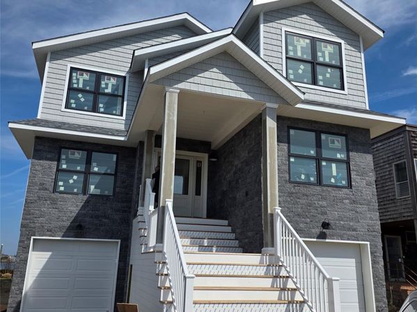 3505 Bay Front Drive, Baldwin Harbor, NY 11510