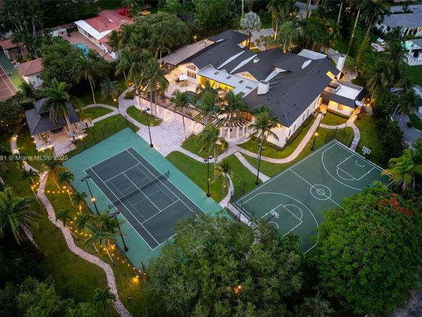 14200 Farmer Rd, Palmetto Bay, FL 33158